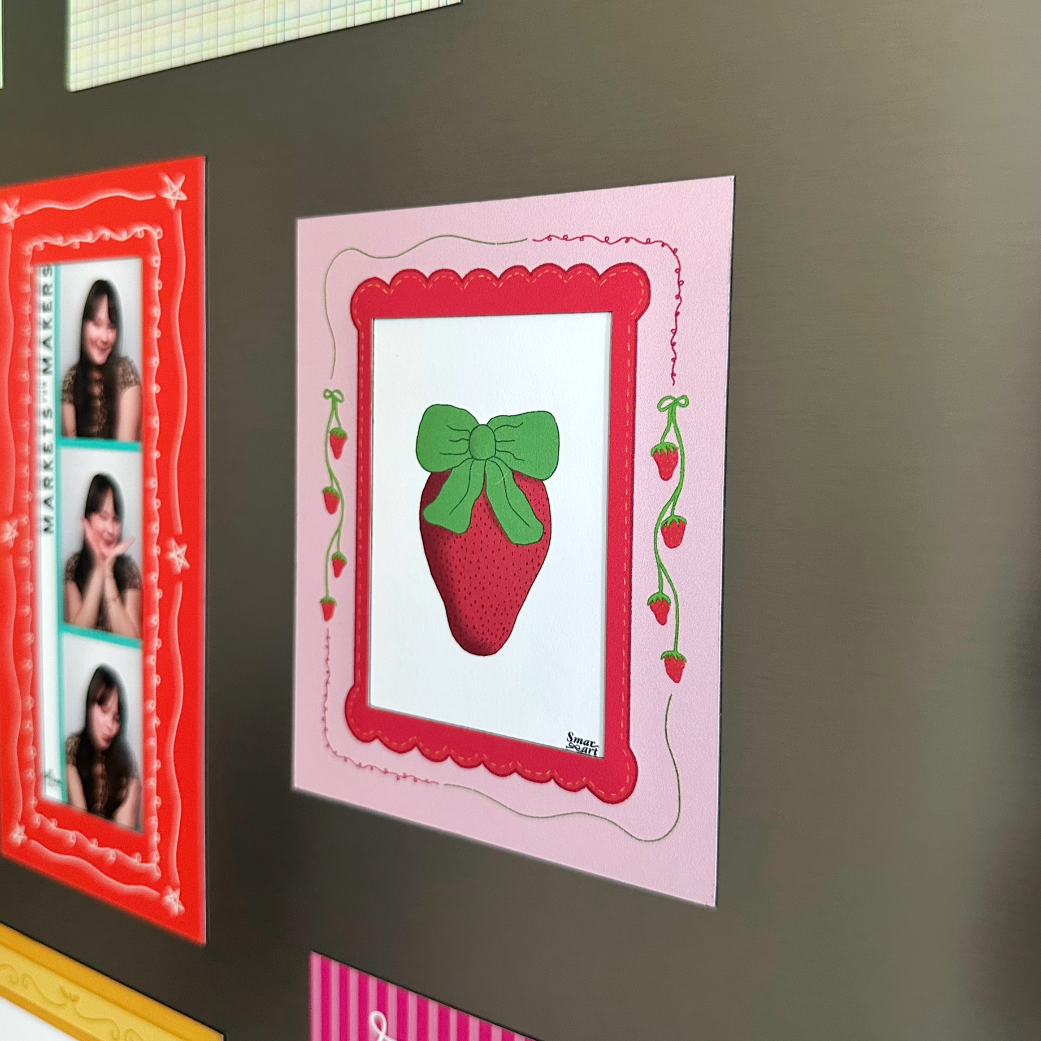 Strawberry Magnetic Frame